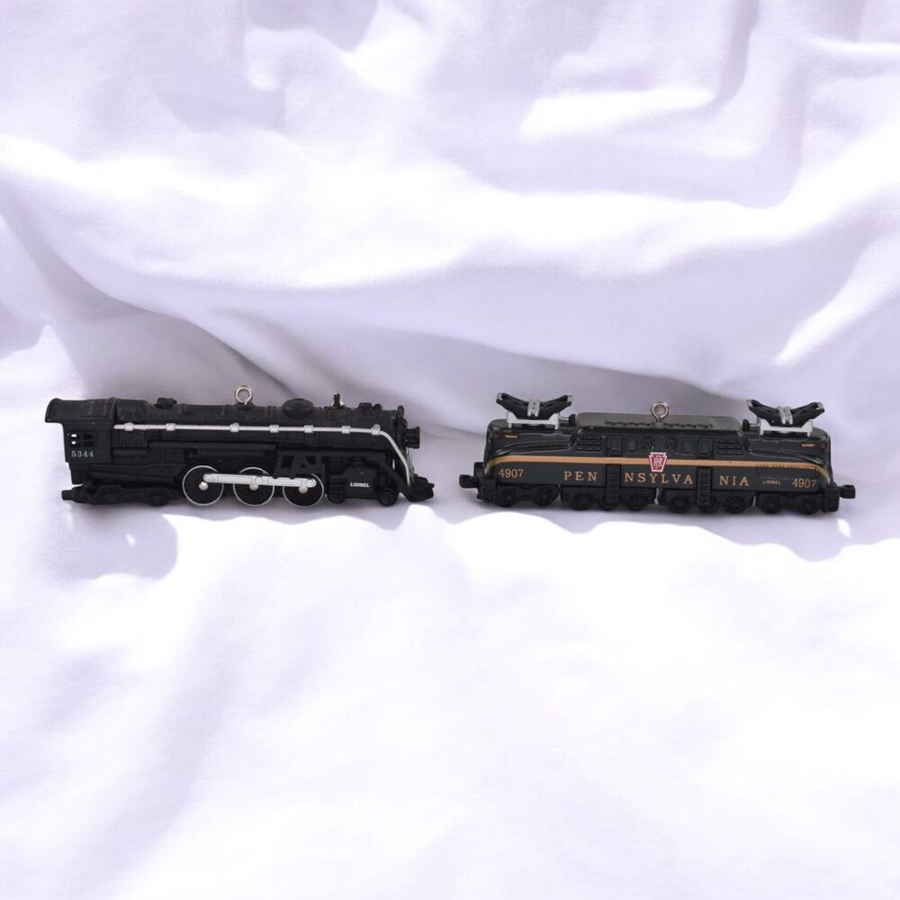Lionel Hallmark 1996 700E Hudson & 1998 Pennsylvania GG-1